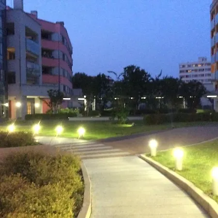 Appartement Vicino Metro Precotto, Garage Gratuito Milaan